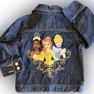 Disney princess jean jacket. Like new. Toddler size 4.